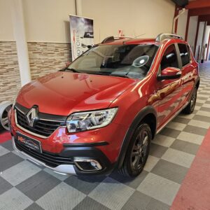 Renault Sandero Stepway 1.6 Intense