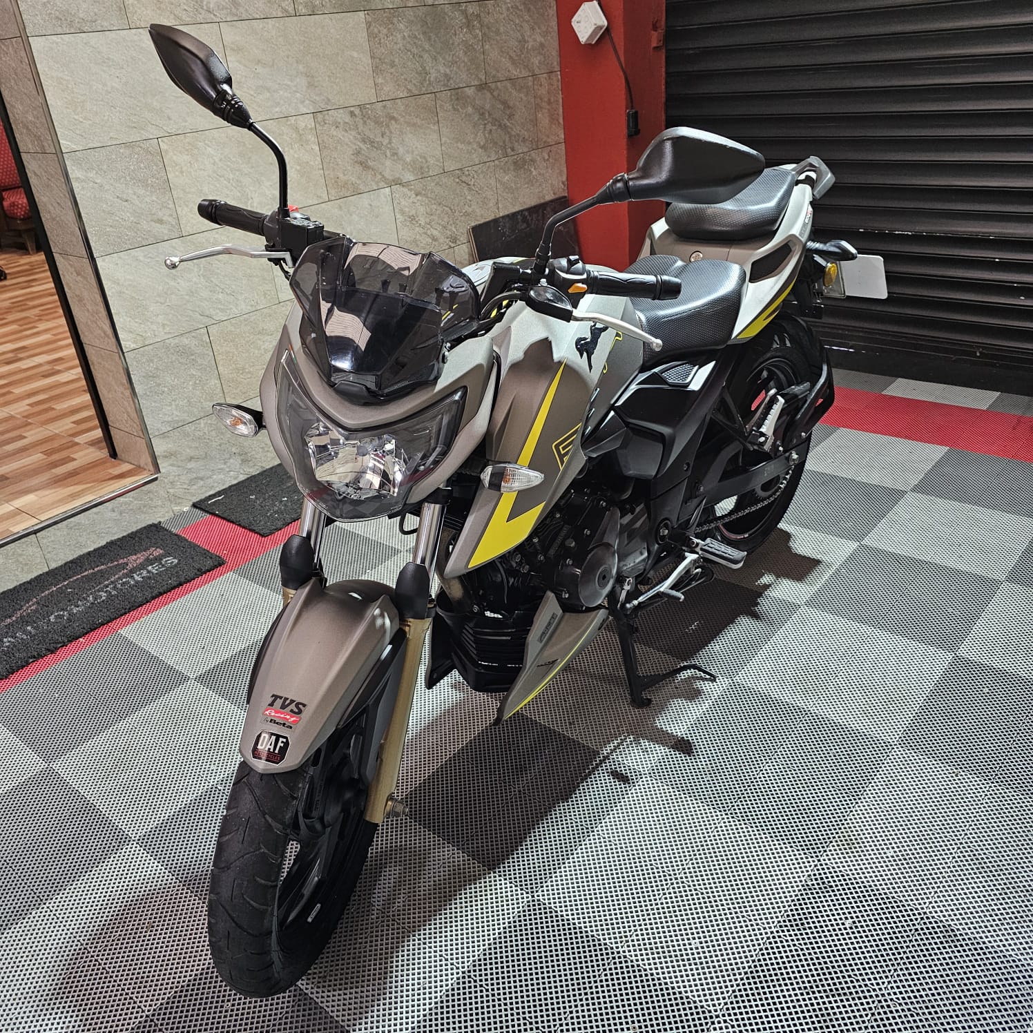Tvs Rtr 200 Fi